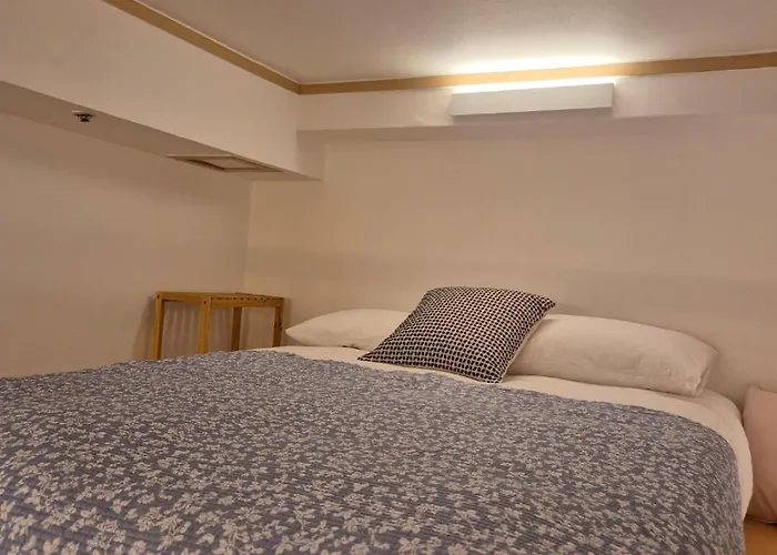Sunny House 3*