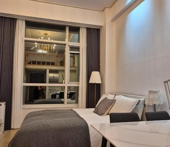 Gasthuis Sunny House 3*